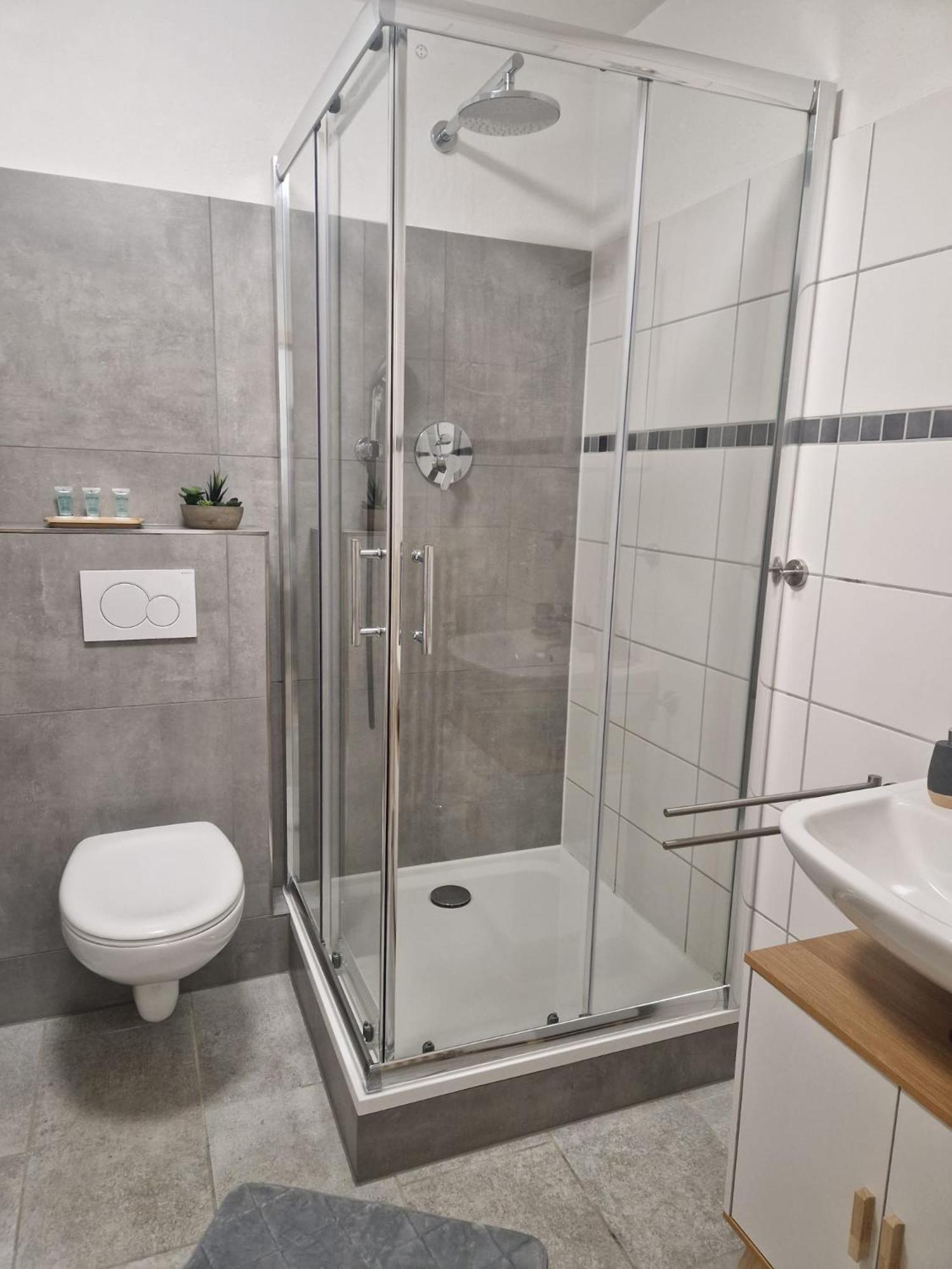 Dehome - Enjoy - Stay By Central Station Coblenza Exterior foto