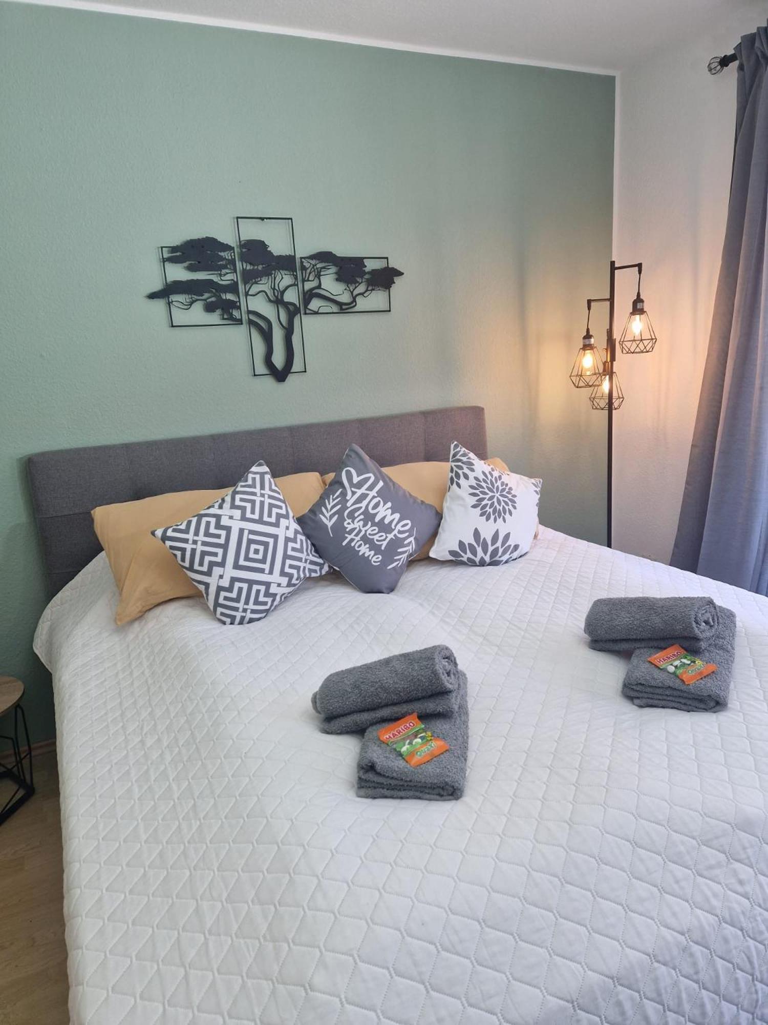 Dehome - Enjoy - Stay By Central Station Coblenza Exterior foto